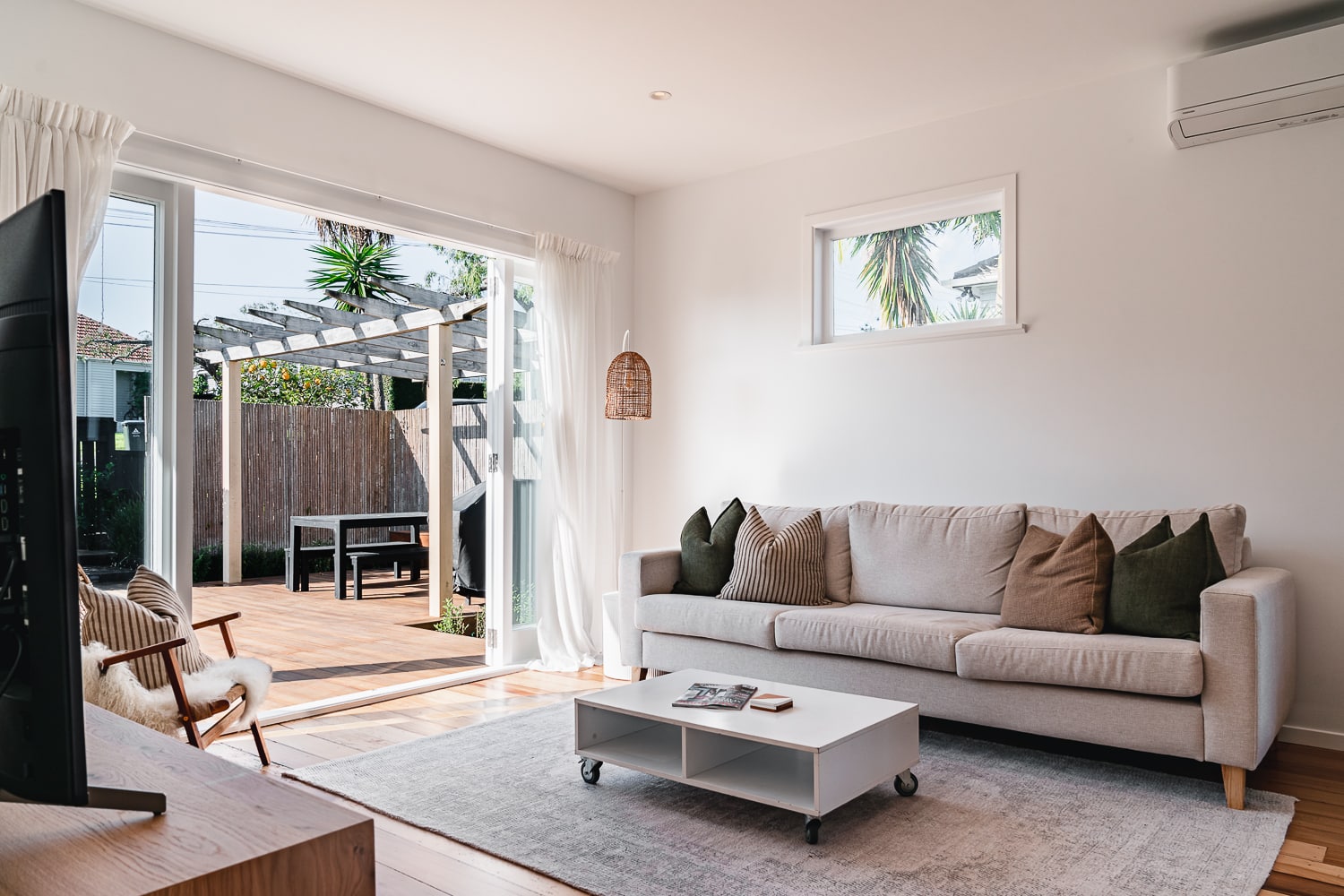 Living room outdoor connection