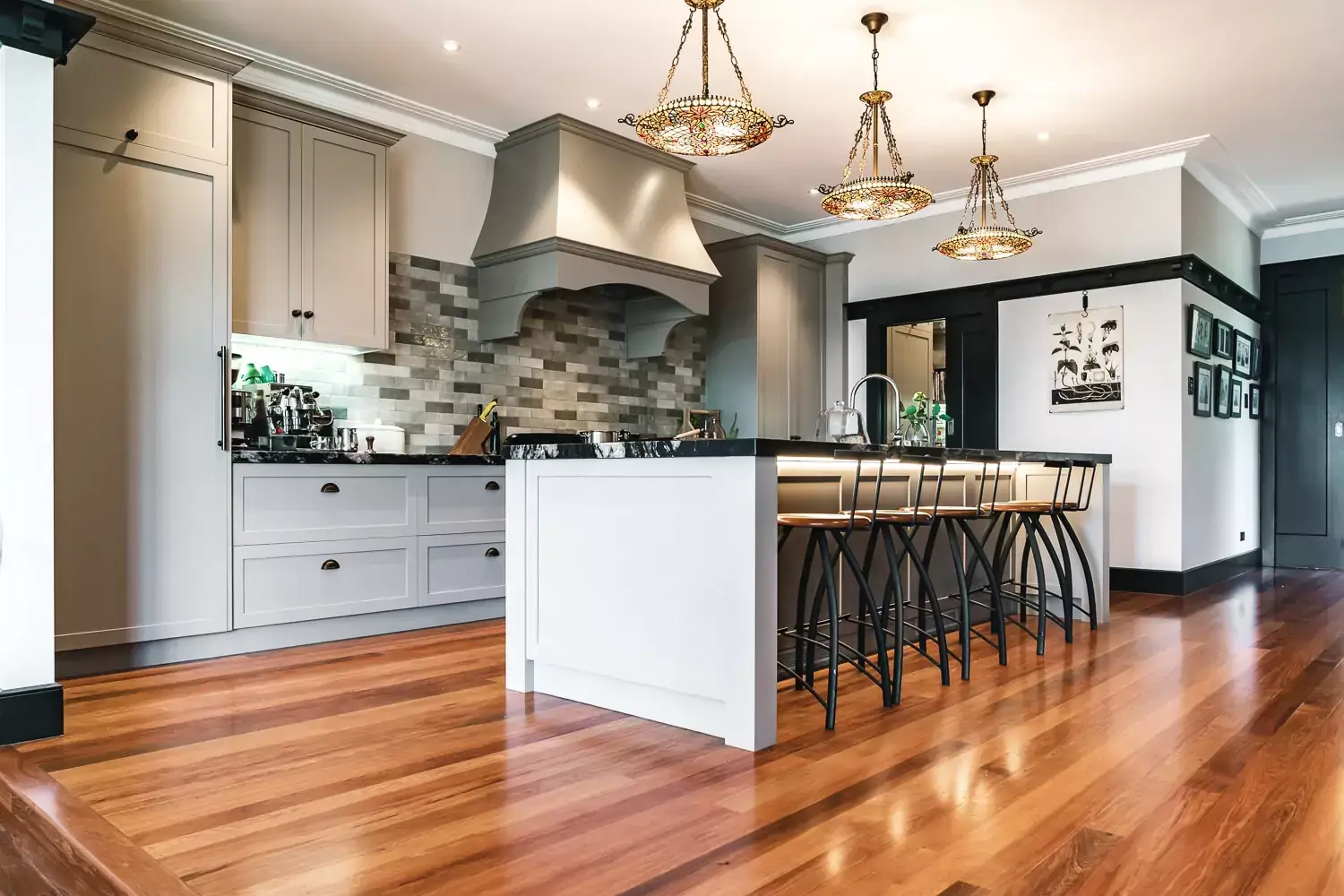 Kitchen island interior